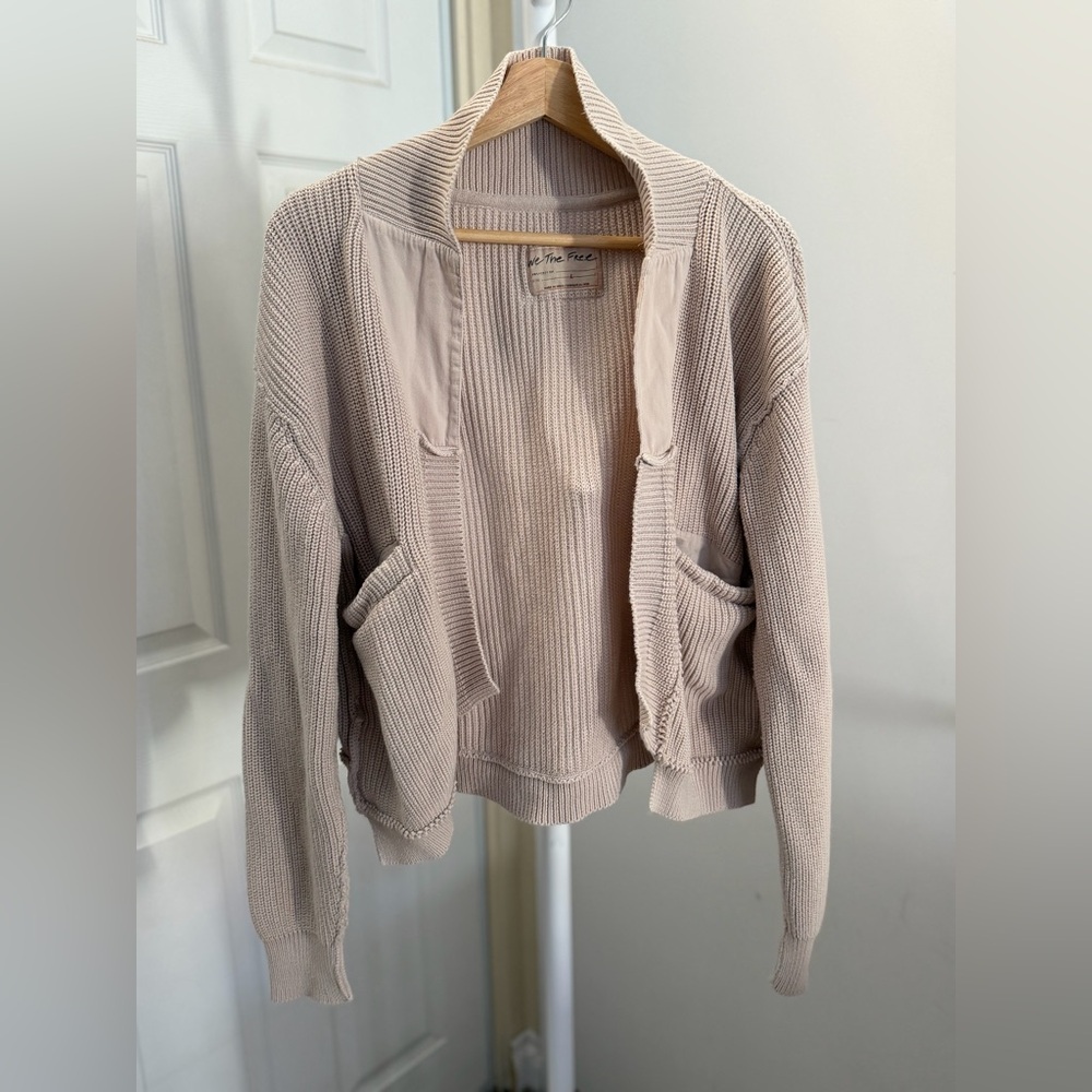 ⭐️ Free People We The Free Slouchy Knit Cardigan — Size L ⭐️